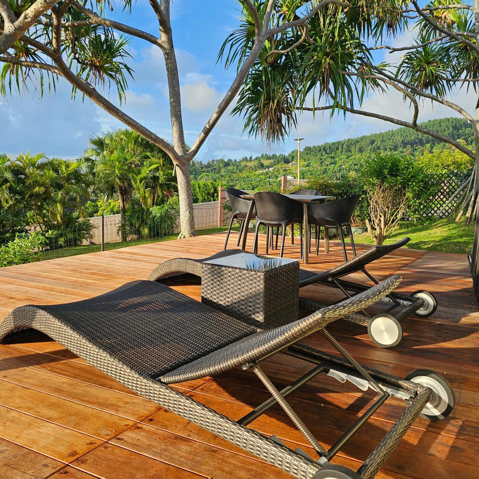 Jolie Maison Vue Ocean Et Moorea Punaauia  Exterior photo